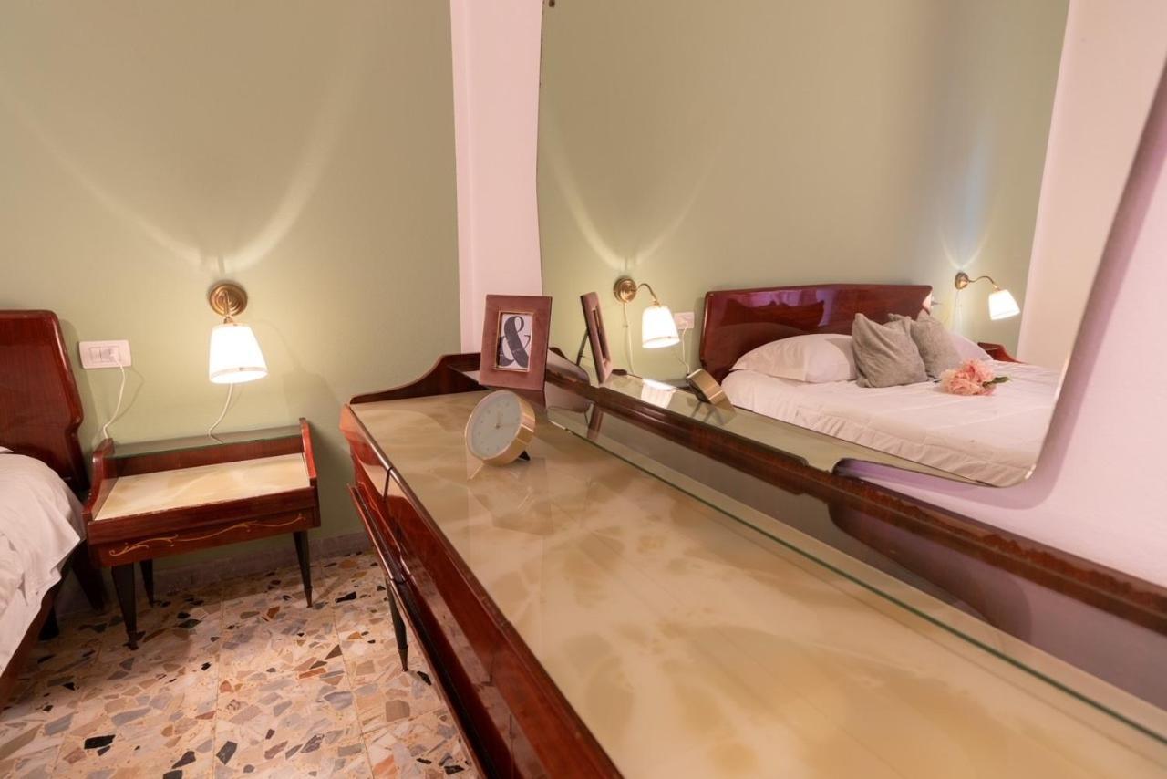Siviglia 38 Apartment ออลเบีย ภายนอก รูปภาพ